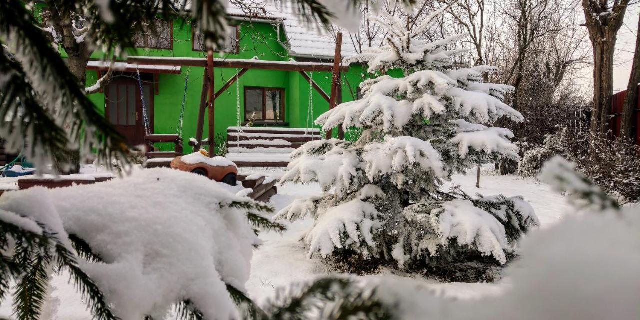 Отель Csergo Ildiko Vendeghaz Lazarea Экстерьер фото